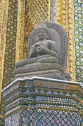 Buddha a krlovsk palc v Bangkoku. Thajsko.